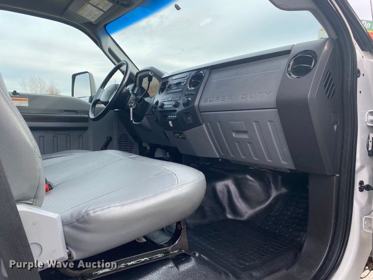 image for item JN9141 2012 Ford F750 Super Duty XL  box truck