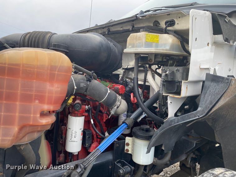 image for item JN9141 2012 Ford F750 Super Duty XL  box truck