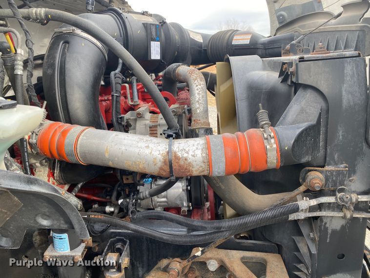 image for item JN9141 2012 Ford F750 Super Duty XL  box truck