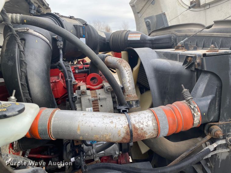 image for item JN9141 2012 Ford F750 Super Duty XL  box truck