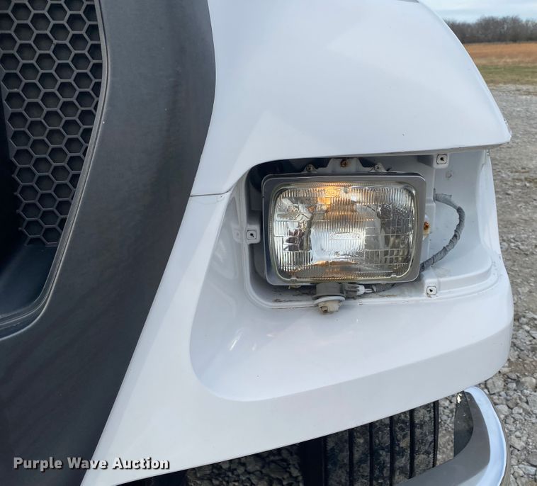 image for item JN9141 2012 Ford F750 Super Duty XL  box truck