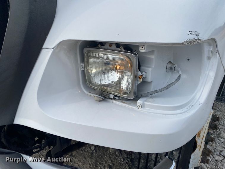 image for item JN9141 2012 Ford F750 Super Duty XL  box truck