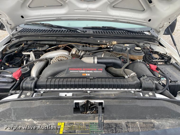 image for item JN9143 2006 Ford F550 Super Duty XL  box truck