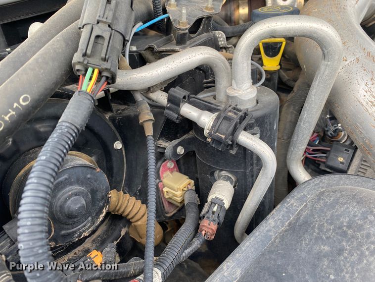 image for item JN9143 2006 Ford F550 Super Duty XL  box truck