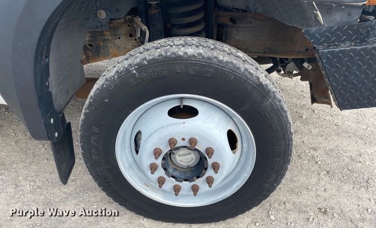 image for item JN9143 2006 Ford F550 Super Duty XL  box truck