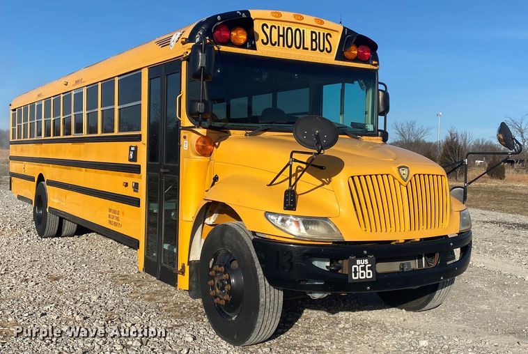 image for item JN9147 2011 IC  school bus