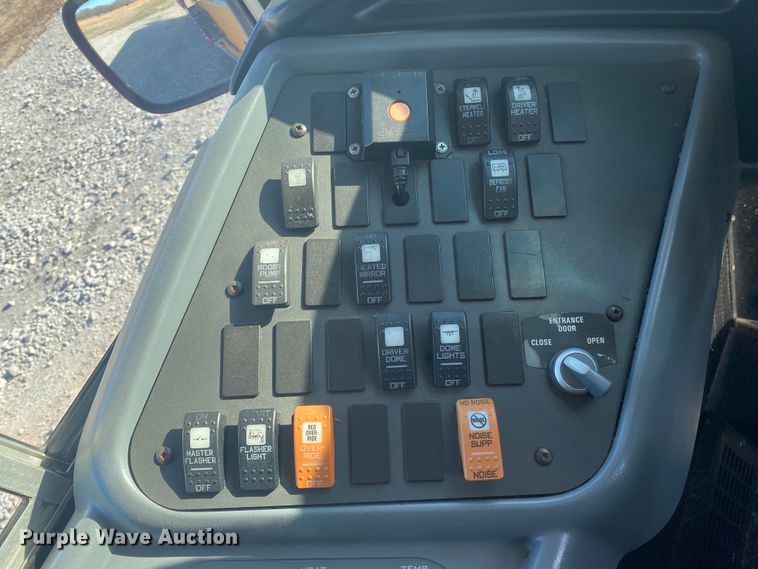 image for item JN9147 2011 IC  school bus