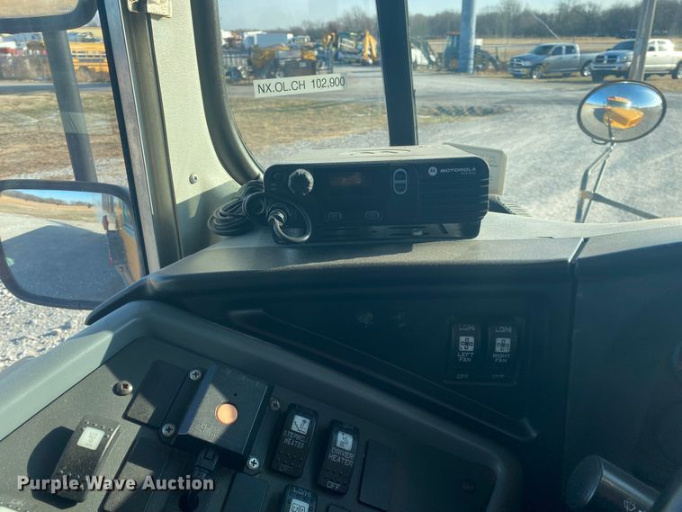 image for item JN9147 2011 IC  school bus