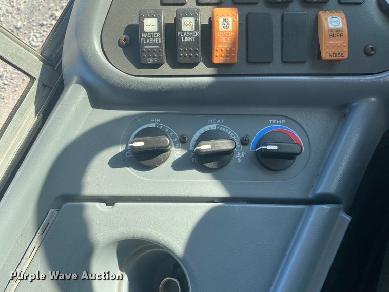 image for item JN9147 2011 IC  school bus