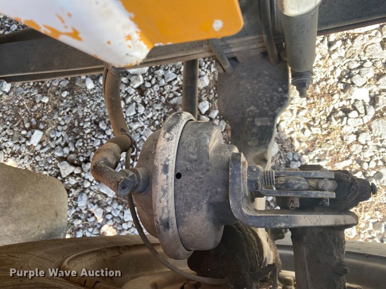 image for item JN9147 2011 IC  school bus