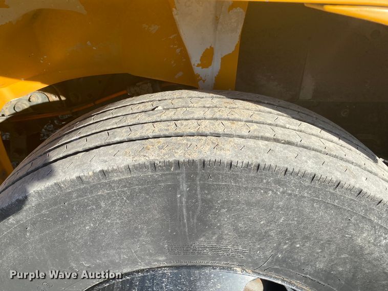 image for item JN9147 2011 IC  school bus