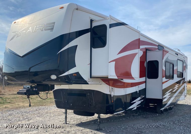 image for item JN9150 2008 Newmar X-Aire  toy hauler camper