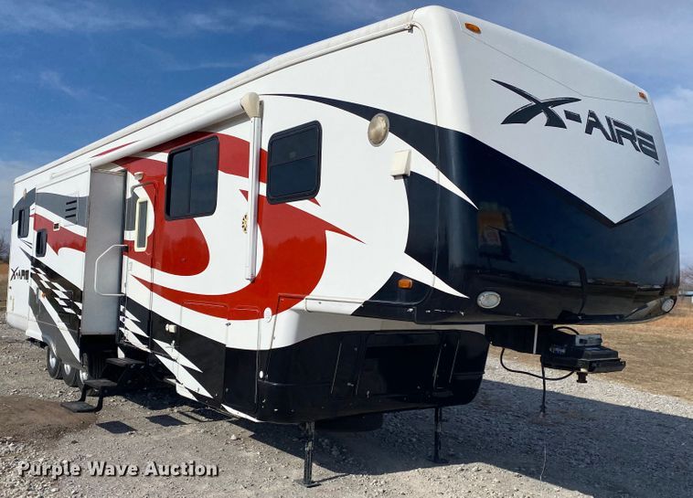 image for item JN9150 2008 Newmar X-Aire  toy hauler camper