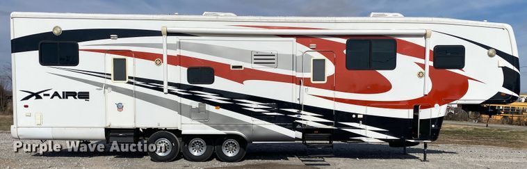 image for item JN9150 2008 Newmar X-Aire  toy hauler camper