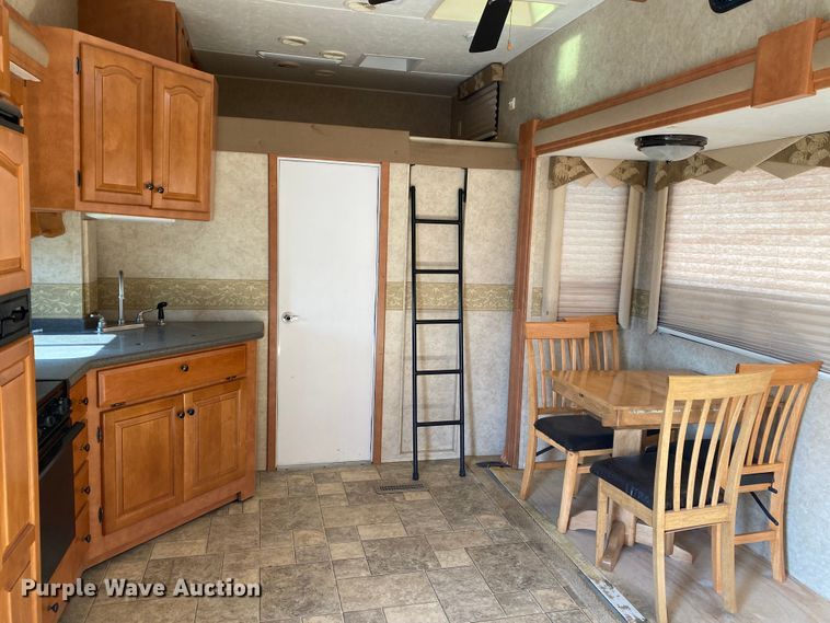 image for item JN9150 2008 Newmar X-Aire  toy hauler camper