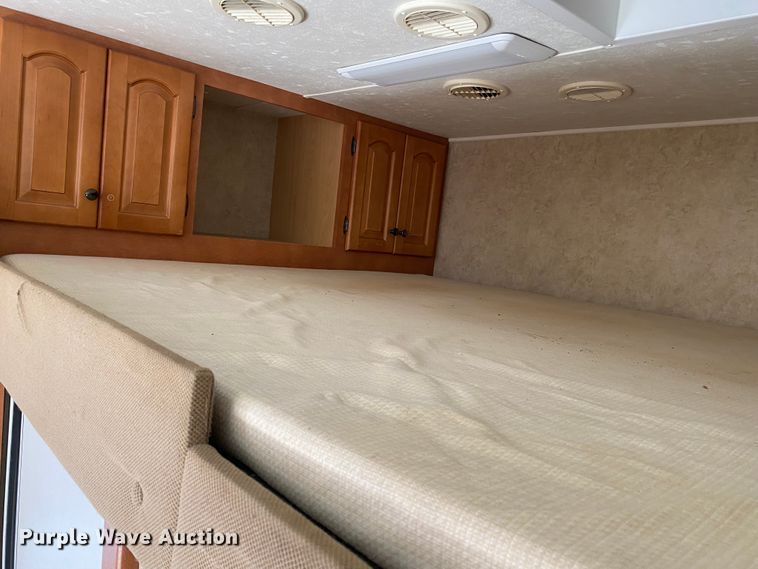 image for item JN9150 2008 Newmar X-Aire  toy hauler camper