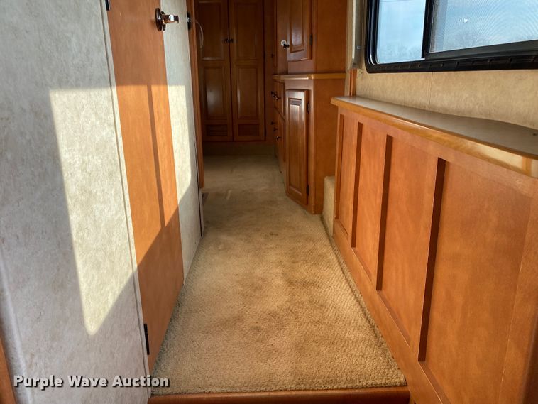 image for item JN9150 2008 Newmar X-Aire  toy hauler camper