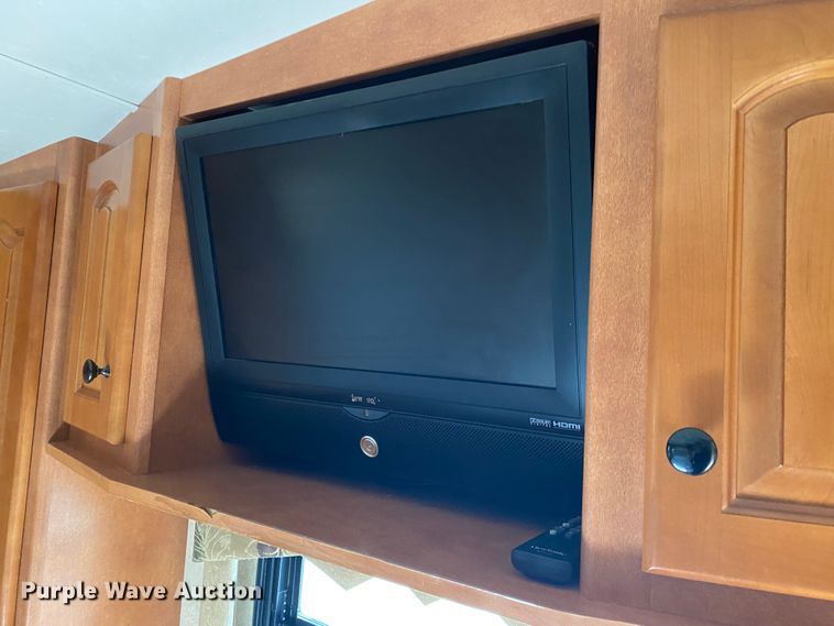 image for item JN9150 2008 Newmar X-Aire  toy hauler camper