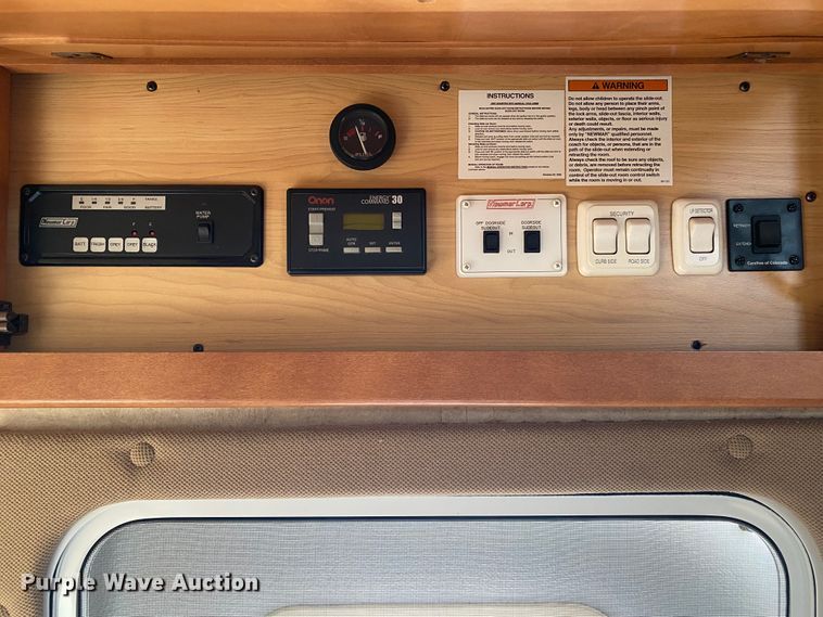 image for item JN9150 2008 Newmar X-Aire  toy hauler camper