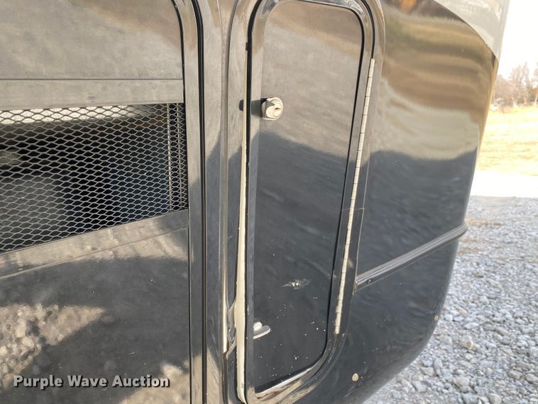 image for item JN9150 2008 Newmar X-Aire  toy hauler camper