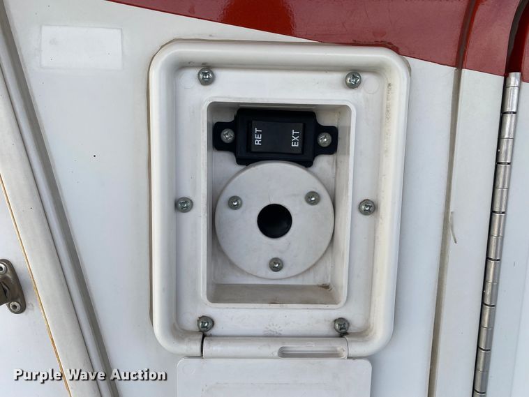 image for item JN9150 2008 Newmar X-Aire  toy hauler camper