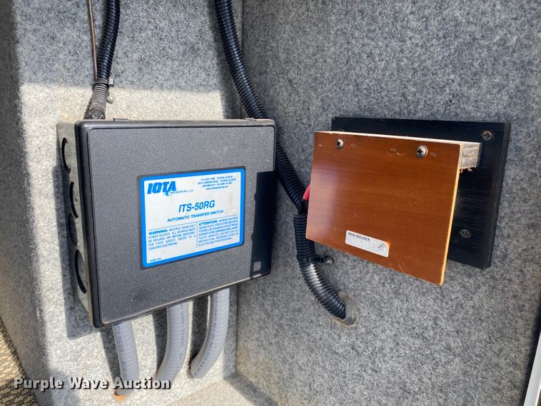 image for item JN9150 2008 Newmar X-Aire  toy hauler camper