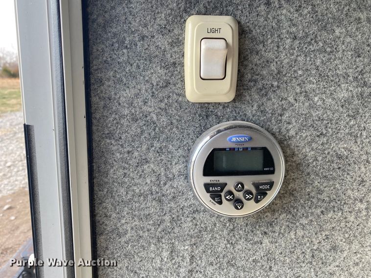 image for item JN9150 2008 Newmar X-Aire  toy hauler camper