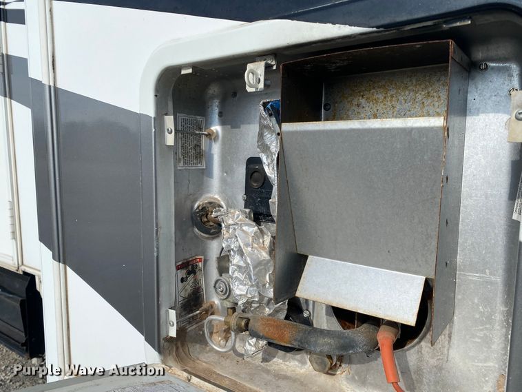 image for item JN9150 2008 Newmar X-Aire  toy hauler camper