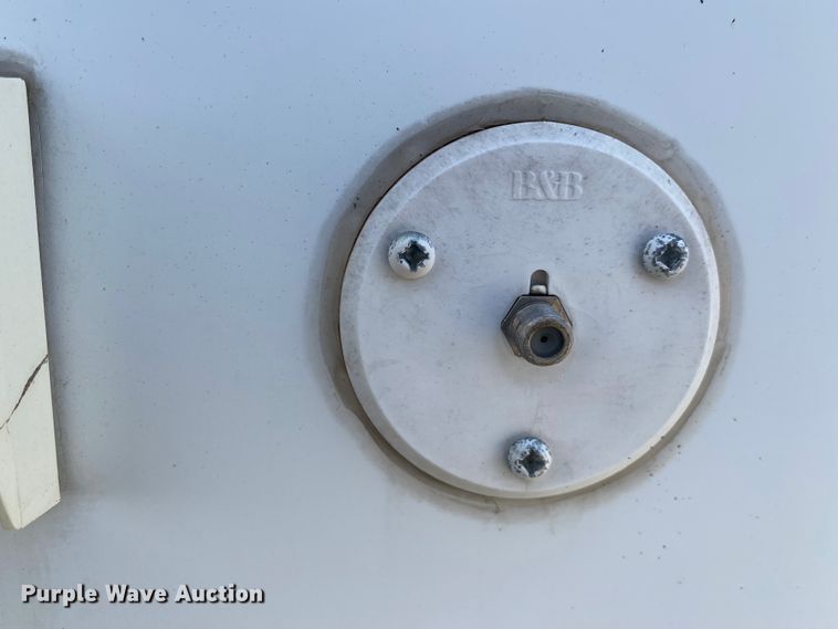 image for item JN9150 2008 Newmar X-Aire  toy hauler camper