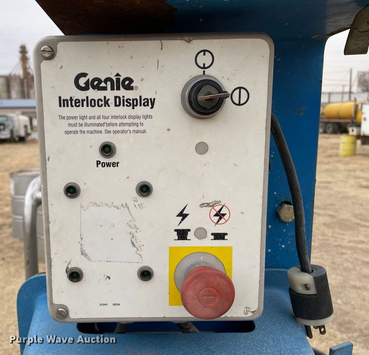 image for item JX9878 Genie IWR-24  vertical lift