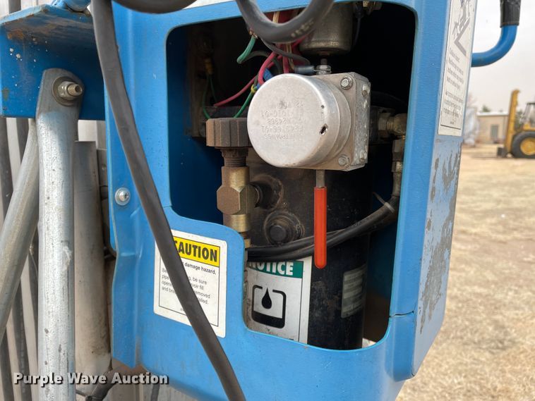 image for item JX9878 Genie IWR-24  vertical lift