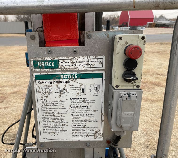 image for item JX9878 Genie IWR-24  vertical lift