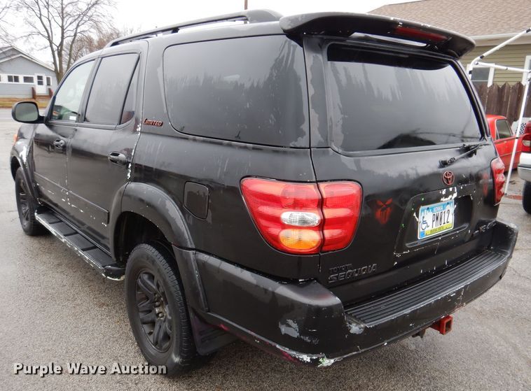 image for item KH9041 2003 Toyota Sequoia  SUV