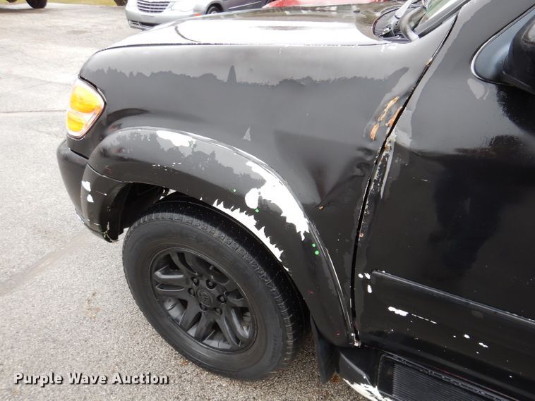 image for item KH9041 2003 Toyota Sequoia  SUV