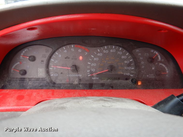 image for item KH9041 2003 Toyota Sequoia  SUV