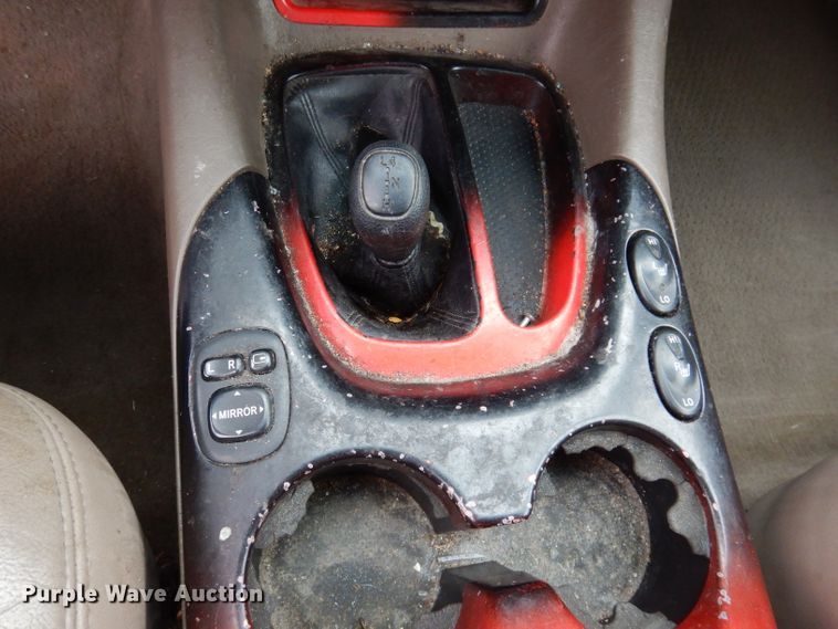 image for item KH9041 2003 Toyota Sequoia  SUV