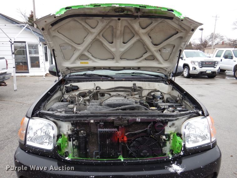 image for item KH9041 2003 Toyota Sequoia  SUV