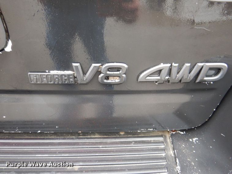 image for item KH9041 2003 Toyota Sequoia  SUV