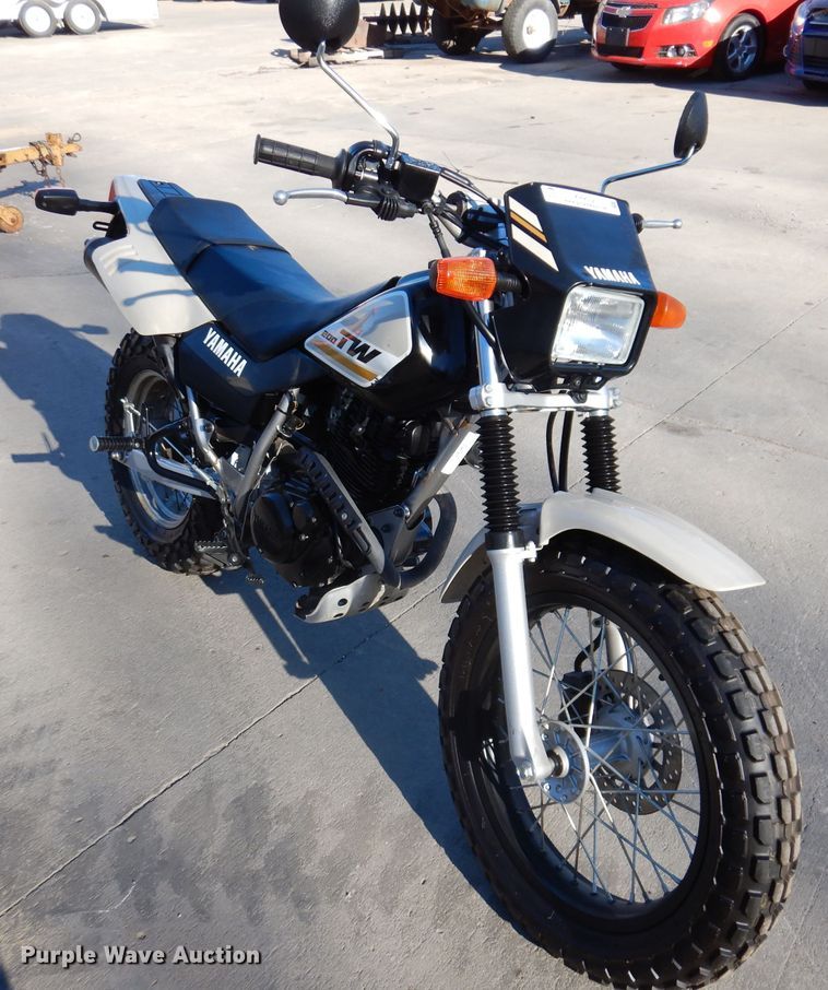 image for item KH9052 2019 Yamaha 200 TW  motorcycle