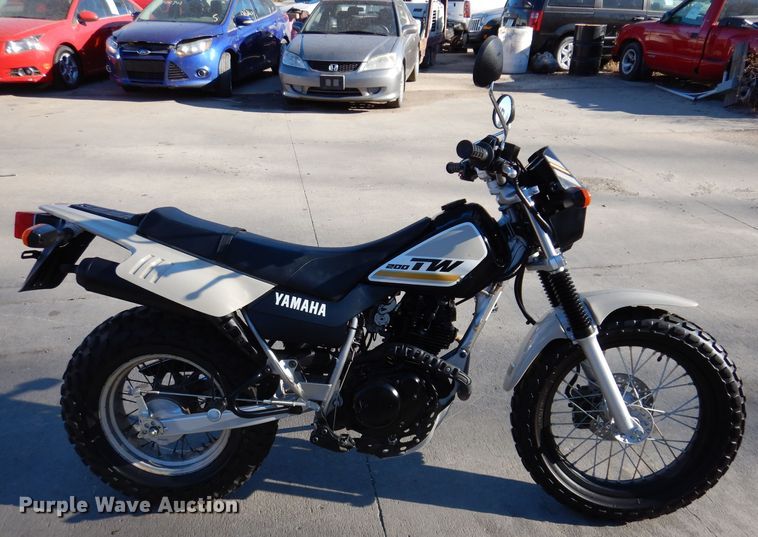 image for item KH9052 2019 Yamaha 200 TW  motorcycle