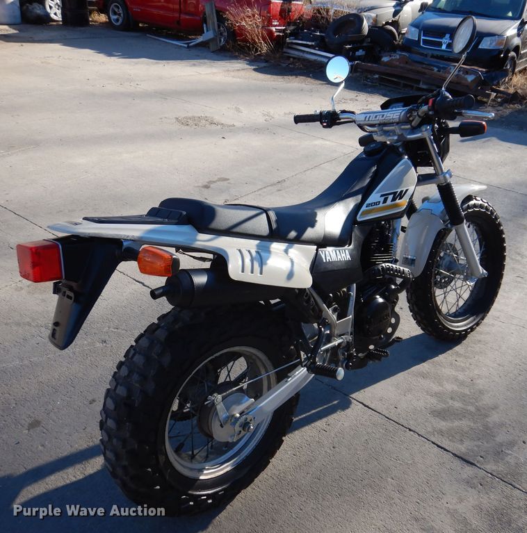 image for item KH9052 2019 Yamaha 200 TW  motorcycle