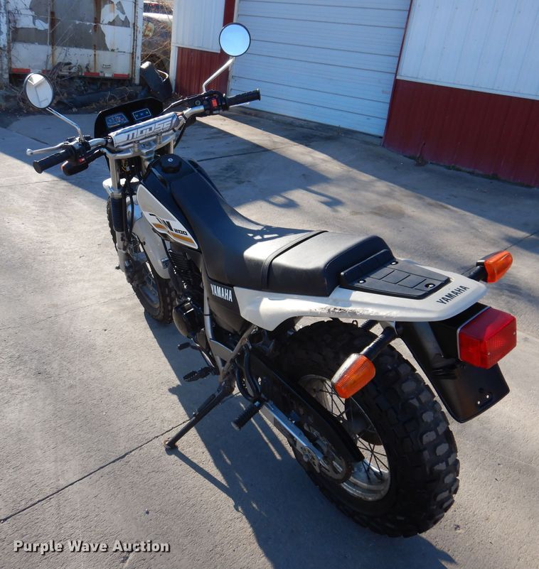 image for item KH9052 2019 Yamaha 200 TW  motorcycle