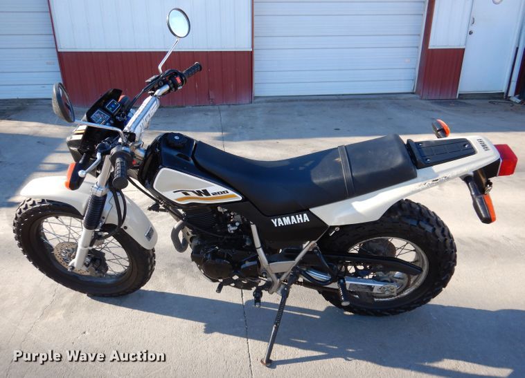 image for item KH9052 2019 Yamaha 200 TW  motorcycle