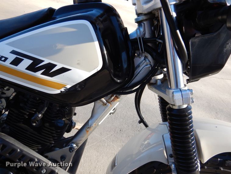 image for item KH9052 2019 Yamaha 200 TW  motorcycle