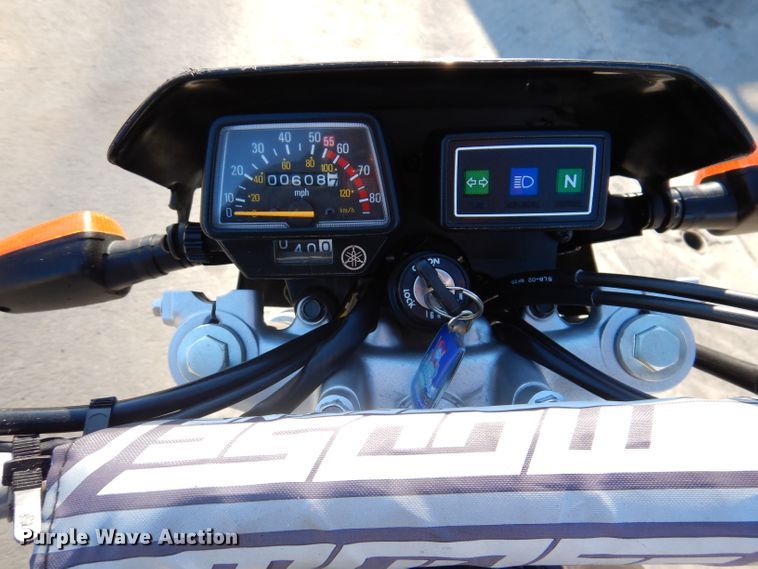 image for item KH9052 2019 Yamaha 200 TW  motorcycle