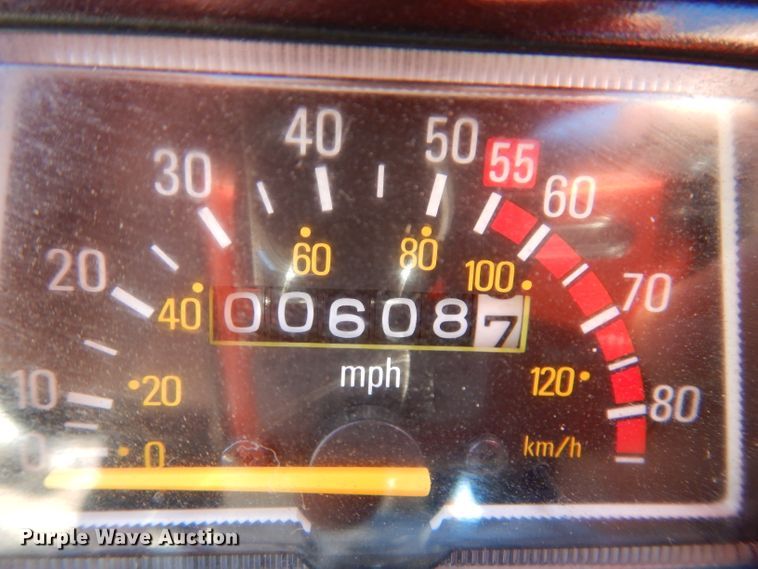 image for item KH9052 2019 Yamaha 200 TW  motorcycle