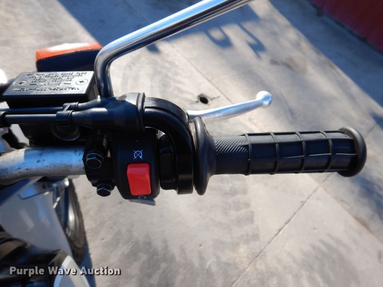 image for item KH9052 2019 Yamaha 200 TW  motorcycle