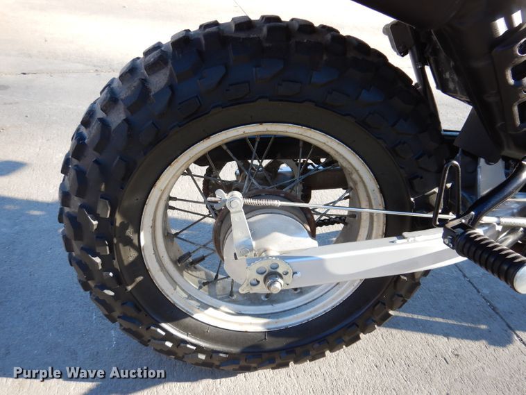 image for item KH9052 2019 Yamaha 200 TW  motorcycle