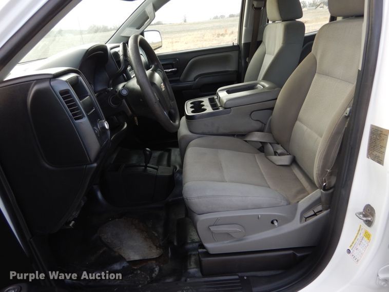 image for item KH9866 2015 Chevrolet Silverado 1500  Double Cab flatbed pickup truck