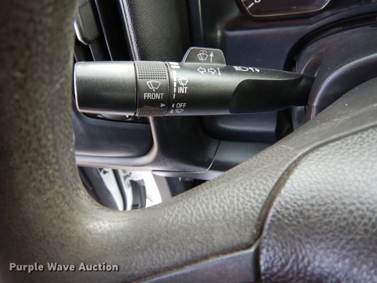 image for item KH9866 2015 Chevrolet Silverado 1500  Double Cab flatbed pickup truck